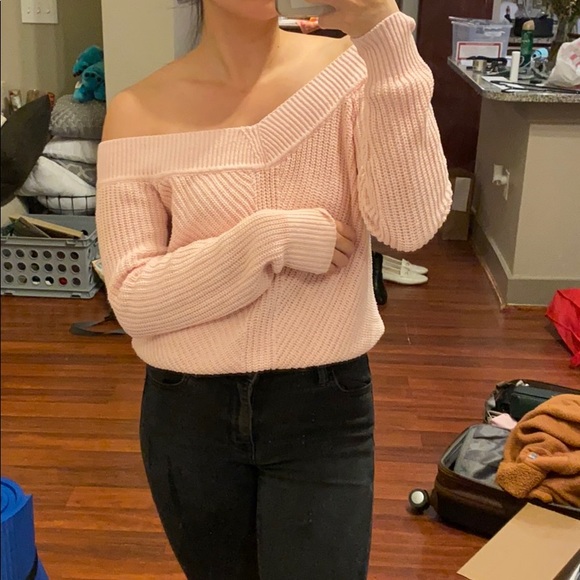 Abercrombie & Fitch Sweaters - Pink off the shoulder sweater